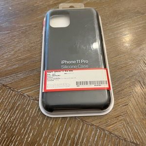 Apple IPhone 11 Pro silicone black case. Open box